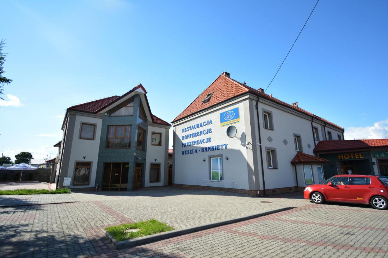 Hotel Awis Kutno Exterior foto